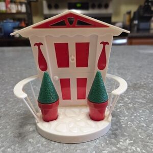 Napco MCM Christmas Plastic Napkin & Salt n Pepper Holder